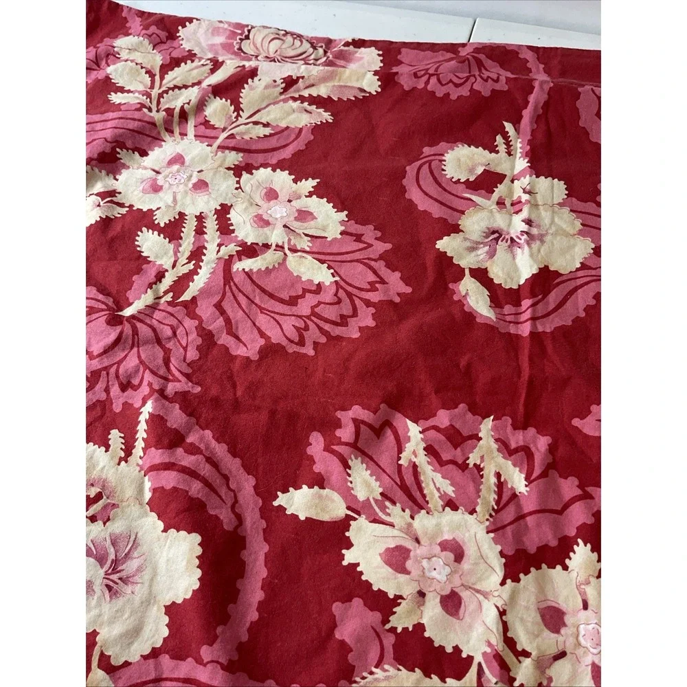 Pottery Barn Set of 2  Pillow Shams Standard Organic Cotton Red Pink Floral
